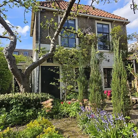Apple Tree - Charming At Beautiful Canal In Our Idyllic Garden Semesterbostad