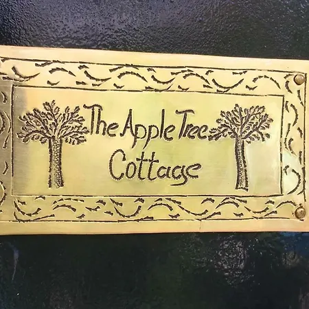 Apple Tree - Charming At Beautiful Canal In Our Idyllic Garden Semesterbostad *