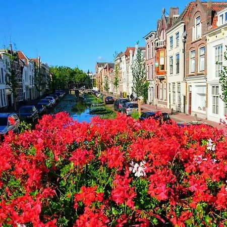 Apple Tree Cottage - Charming Canal Home In Our Idyllic Garden * Gouda