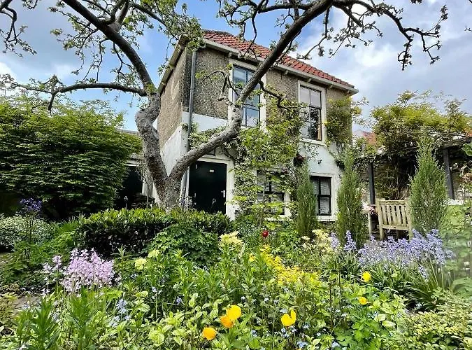 Apple Tree - Charming At Beautiful Canal In Our Idyllic Garden Vakantiehuis *